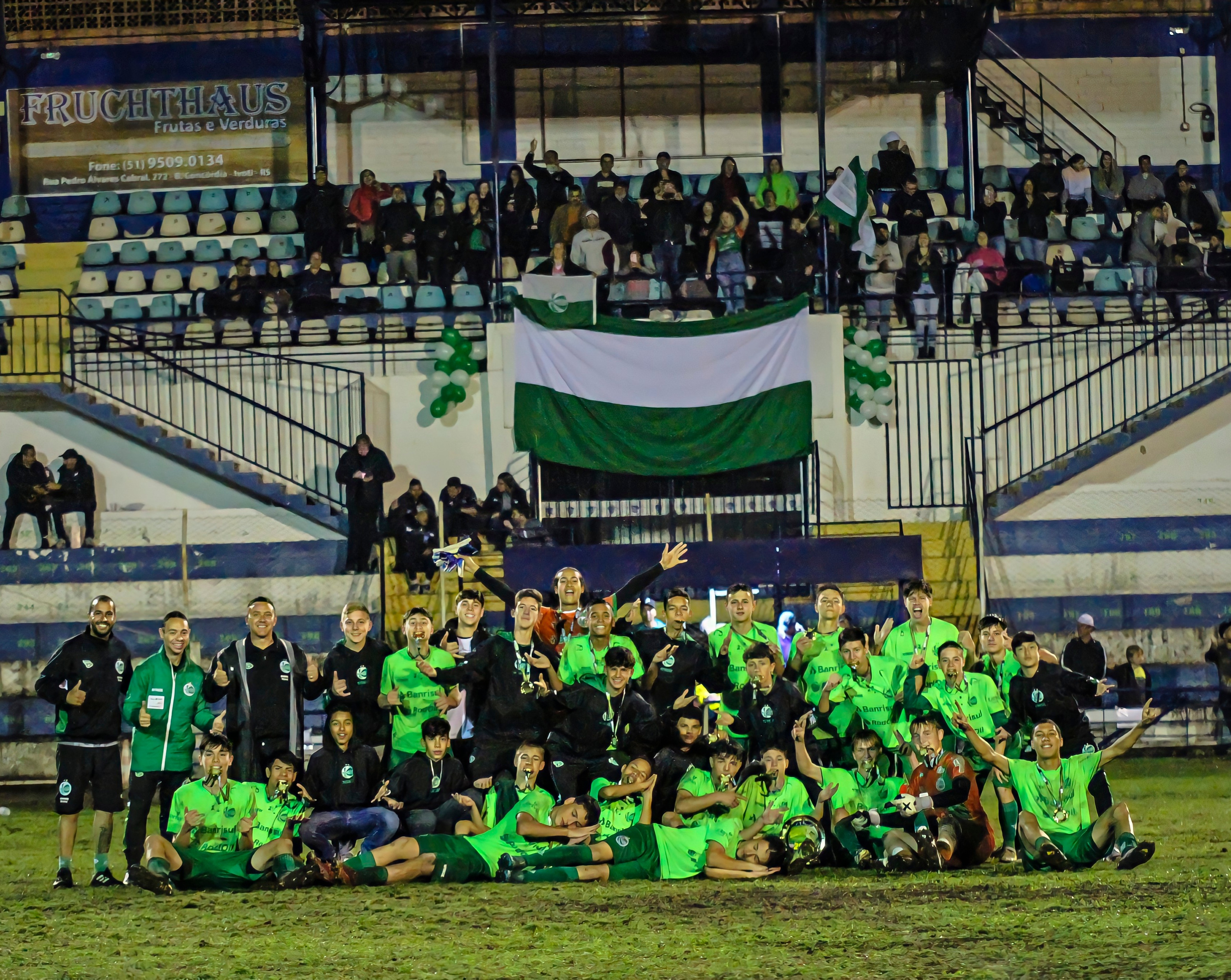 Sub-15 da Escola do Ju conquista Gauchão Dalponte