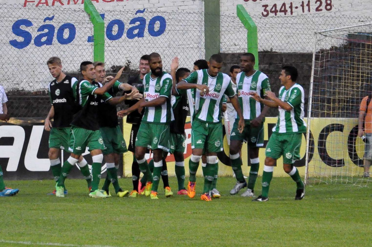 Ju vence VEC no último amistoso antes do Gauchão