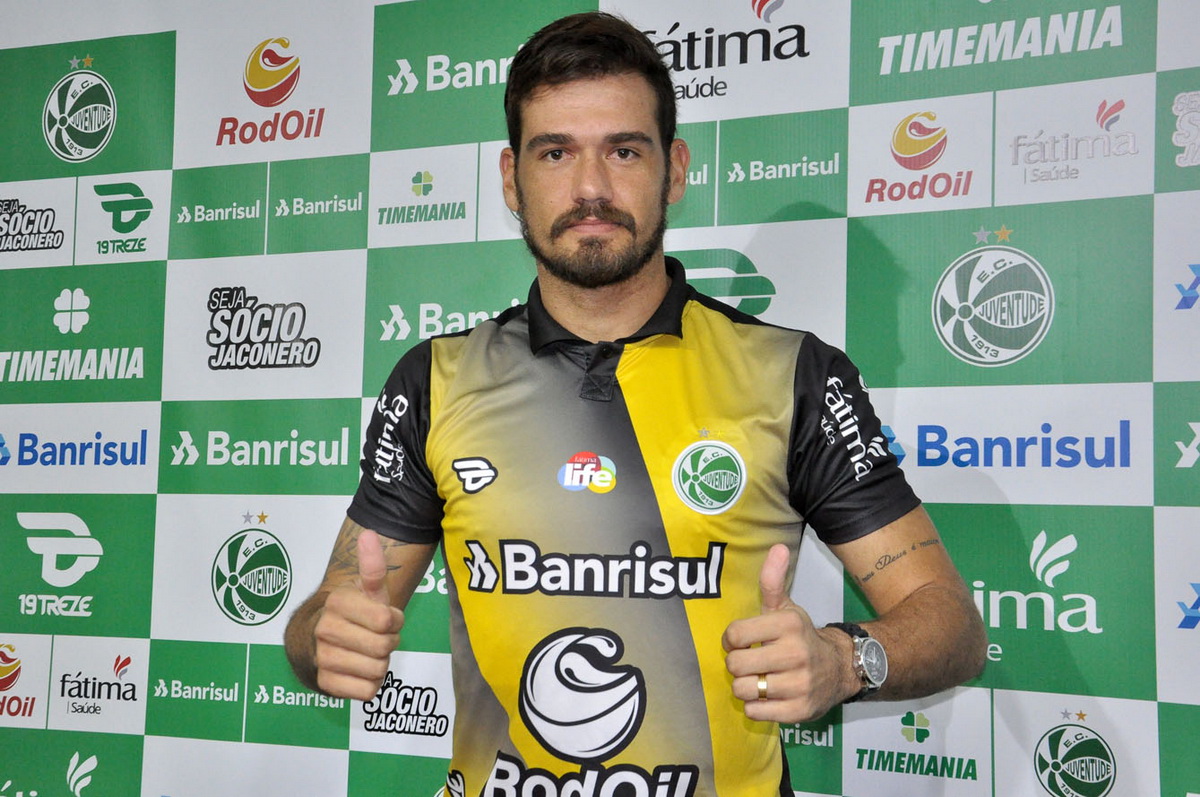 Craque do Gauchão, goleiro Matheus é do Juventude
