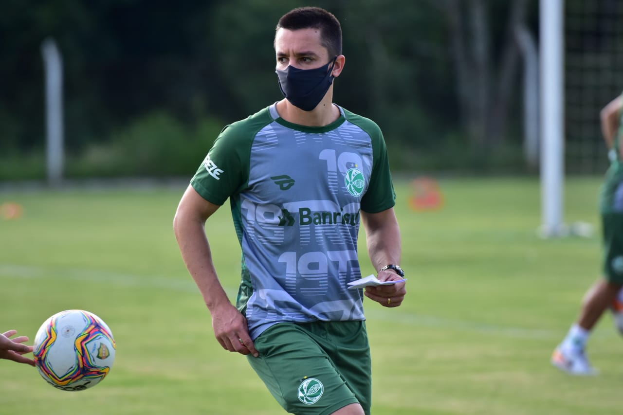 Eduardo Barros é o novo auxiliar técnico do Juventude