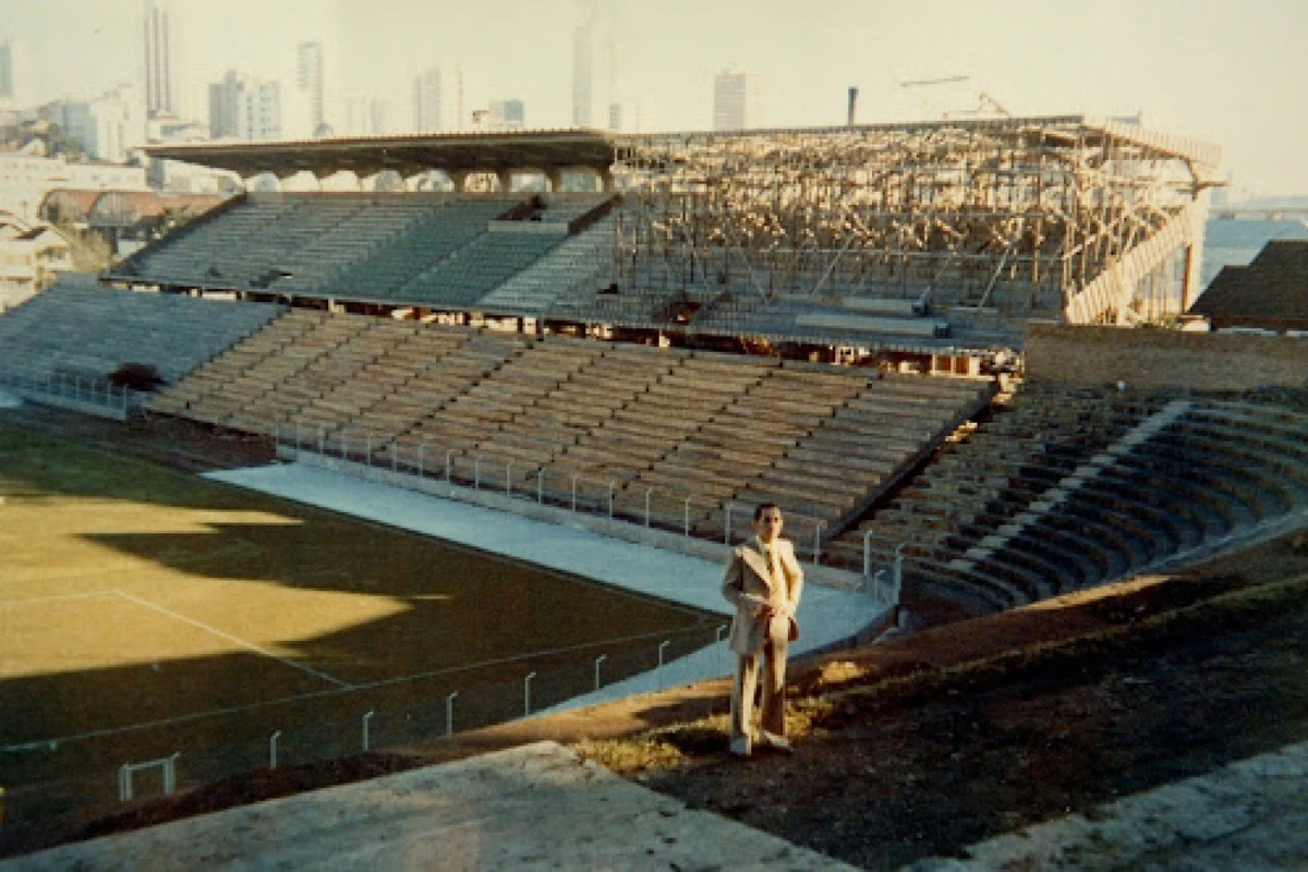 1975